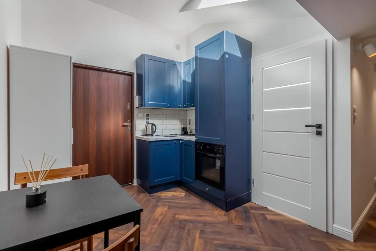 Close- Urban Chic - Praga Polnoc - Warsaw Stays&Marcinkowskiego 2 0*,  Πολωνία